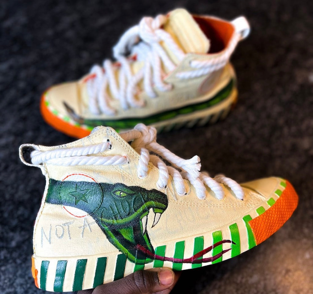 Custom Shoes ( PLEASE READ DESCRIPTION )